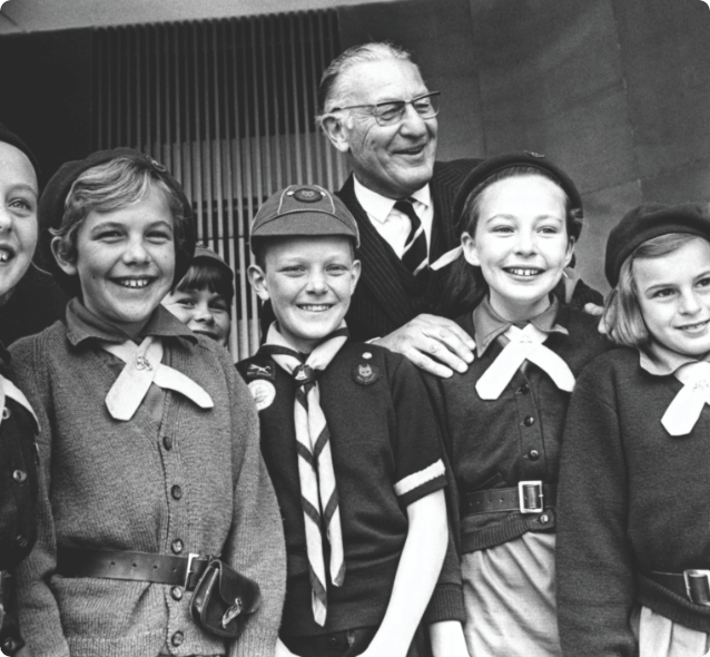 Sir Vincent Fairfax with Scouts and Girl Guides, Father of the Year Awards 1970